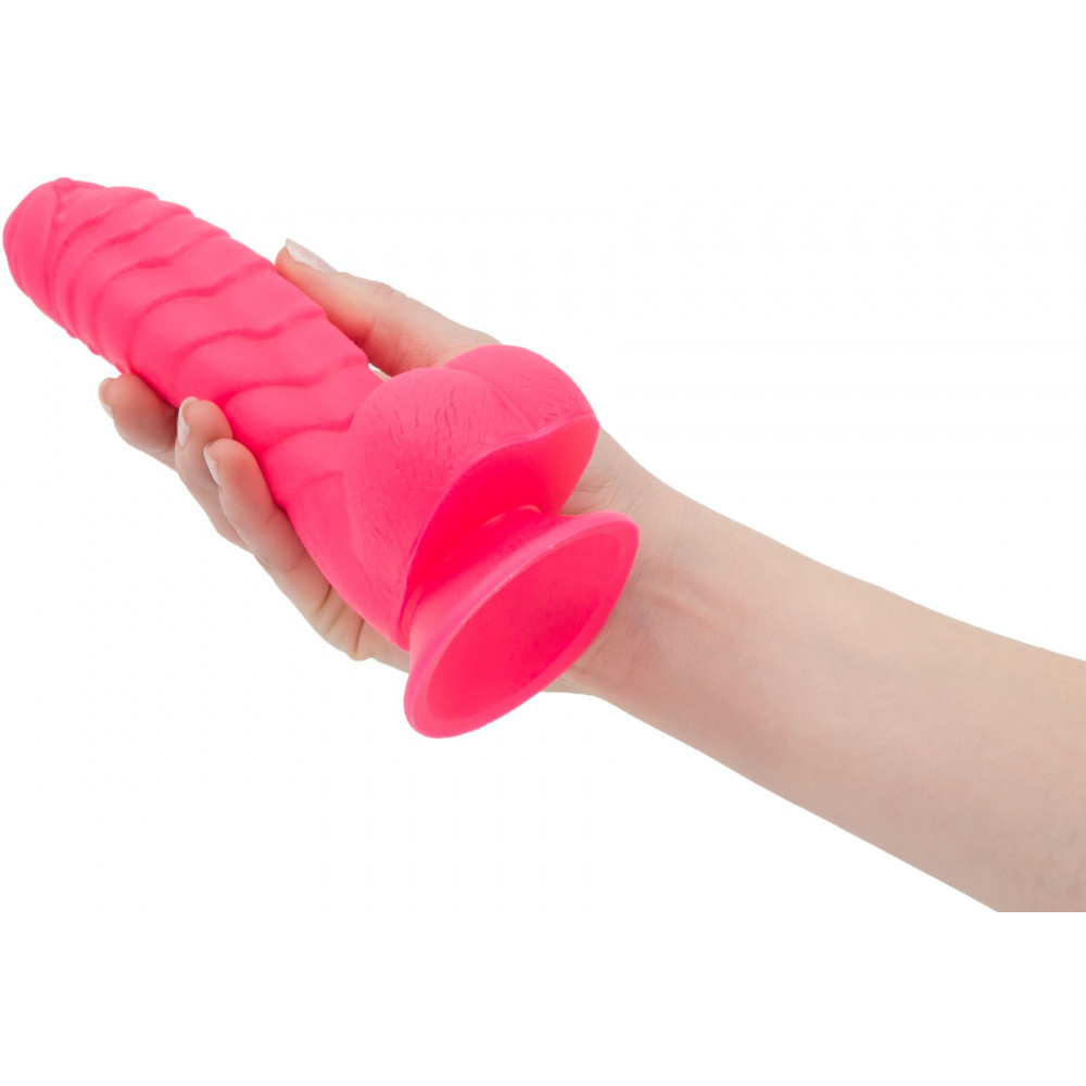 Фаллоимитаторы на присоске, двойные - Ребристый фаллоимитатор на присоске ADDICTION — Tom 7″ Dildo With Balls — Pink, вибропуля в подарок 3