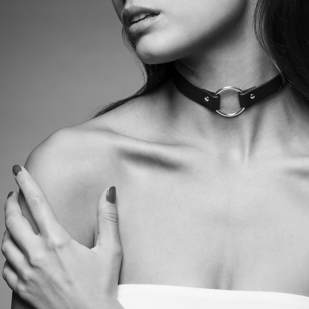 Чокеры, портупеи - Чокер из экокожи Bijoux Indiscrets Maze – Single Choker Black  1