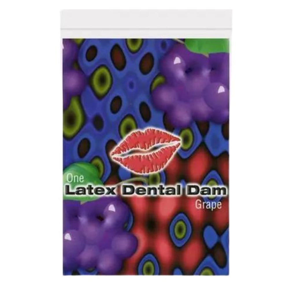 Лубриканты - Салфетка латексная для орального секса Grape Latex Dental Dams со вкусом винограда, 1 шт.