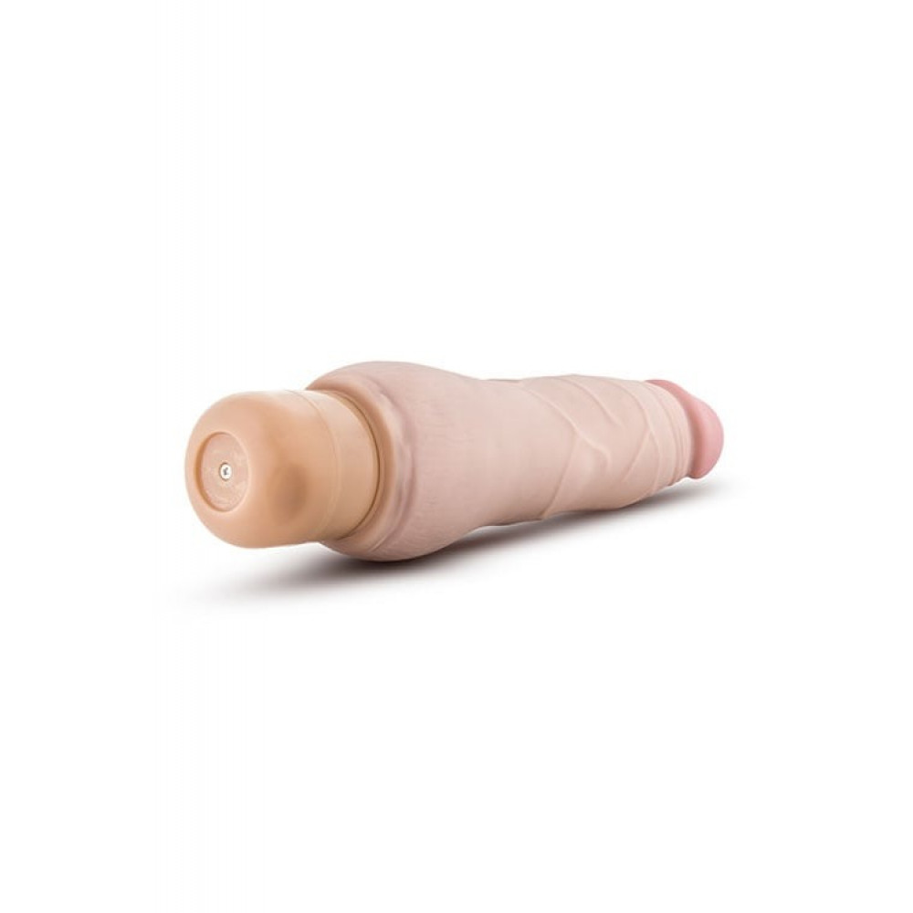 Секс игрушки - Вибратор реалистичный Blush Au Naturel Fabien на батарейках, телесный 4