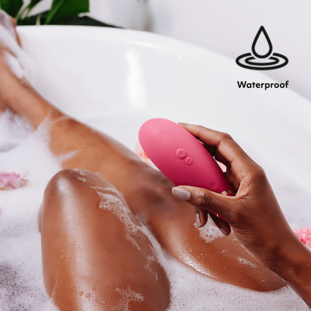 Секс игрушки - Вакуумный клиторальный стимулятор Womanizer Premium 2 Respberry 5