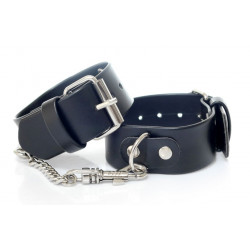 Наручники из искуственной кожи Fetish Boss Series - Handcuffs with studs, BS3300093
