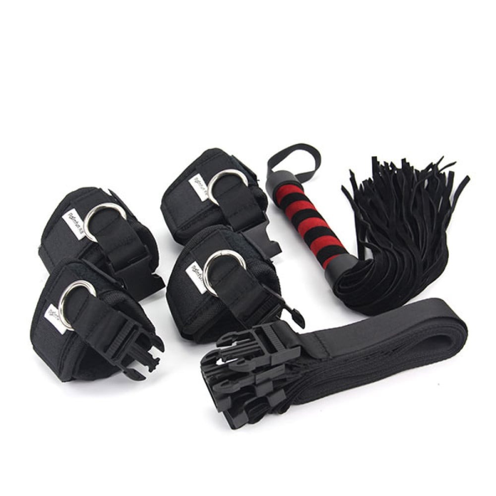 БДСМ игрушки - Набор БДСМ Roomfun Bedroom Bondage Kit фиксаторы, кнут и маска, черный-красный
