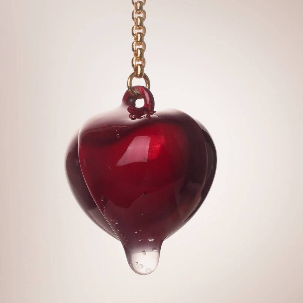 БДСМ игрушки - Зажимы на половые губы и клитор UPKO Water Chiming Bells с колокольчиками в форме вишен 3