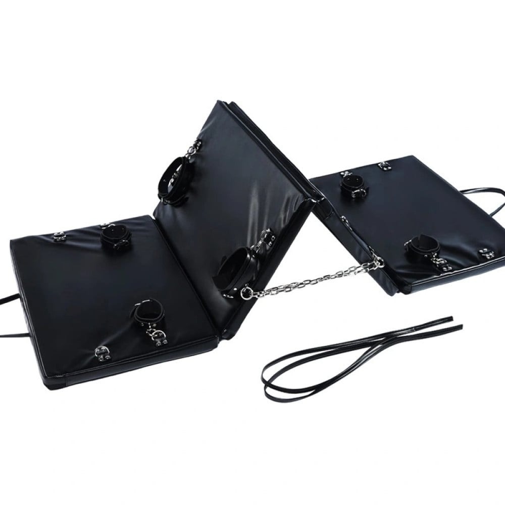 БДСМ игрушки - Доска для бондажа Roomfun Bondage Board (наручники+манжеты на лодыжки+оковы на ноги+ремни) черная 22