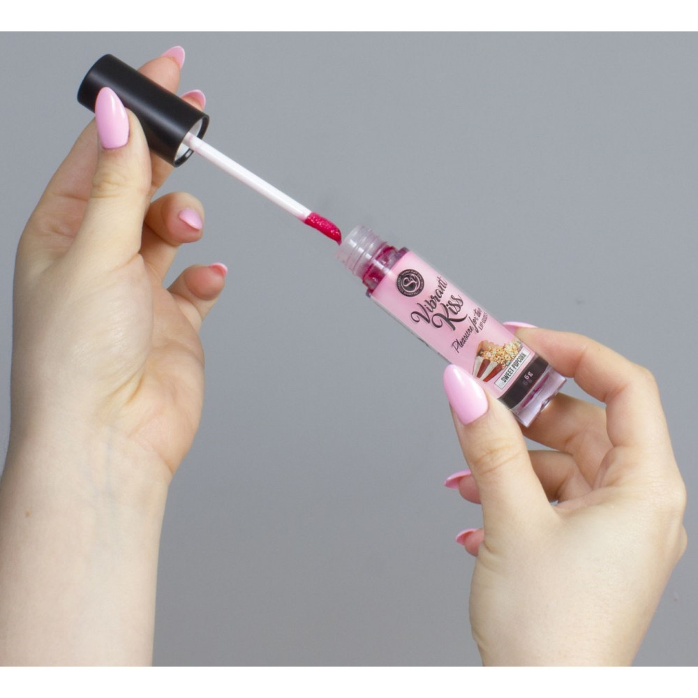 Лубриканты - Блеск для губ с эффектом вибрации Secret Play - LIP GLOSS Vibrant Kiss Sweet Popcorn, 6 грамм 1
