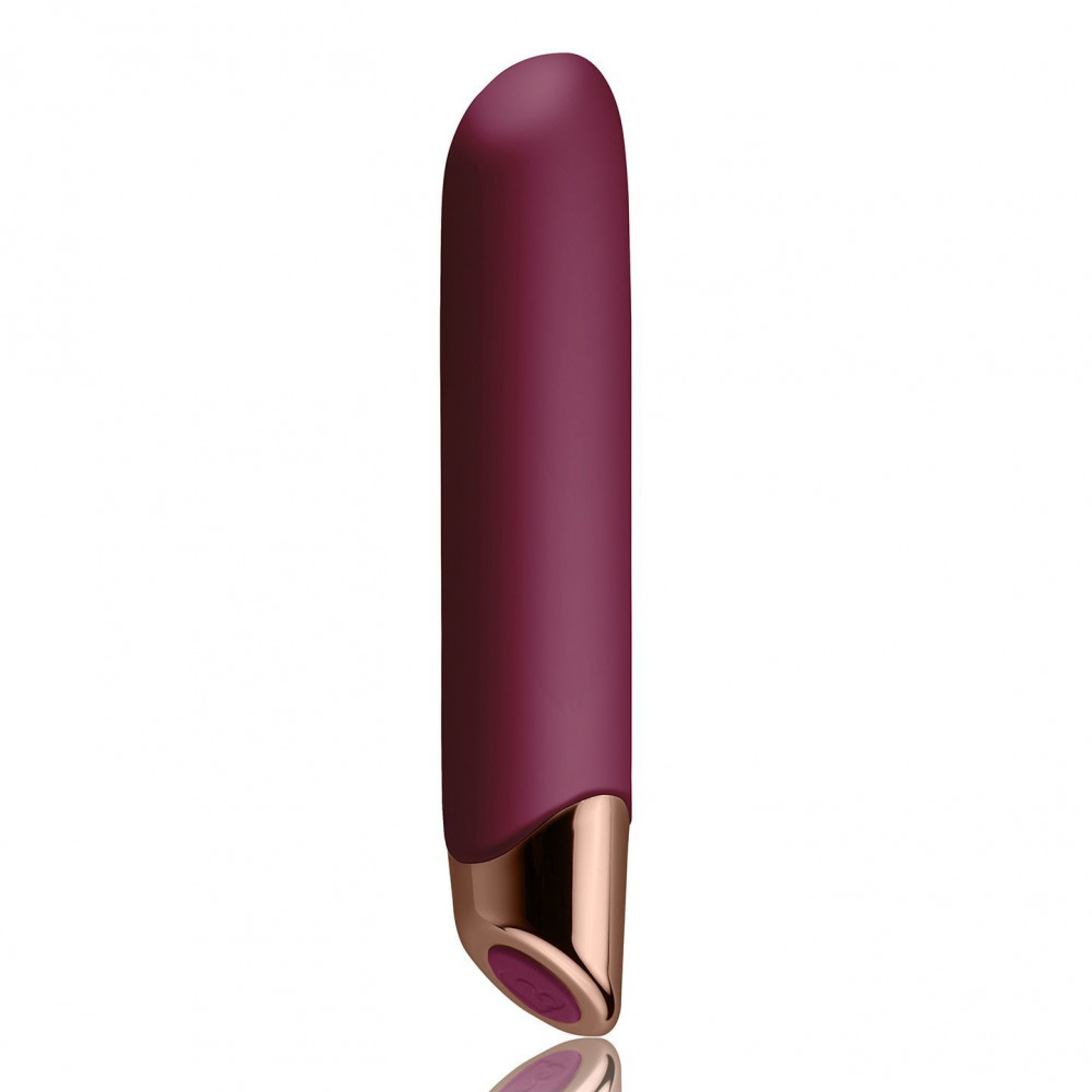 Вибратор - Мощный вибратор Rocks Off Chaiamo Burgundy, soft-touch силикон, до 3-х часов работы, водостойкий